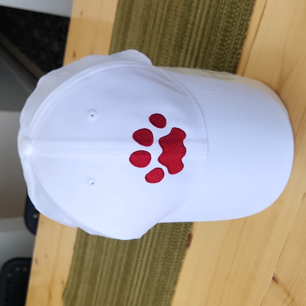 Nike Legacy91 DRI-FIT Golf White Red Paw Print Cap Hat